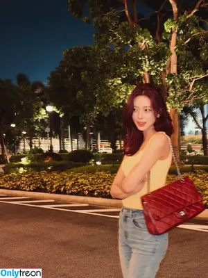 itzy.all.in.us / Shin Yu Na / Yuna ITZY / 유나 nude photo #0762
