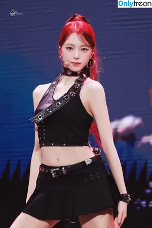 itzy.all.in.us / Shin Yu Na / Yuna ITZY / 유나 nude photo #0773