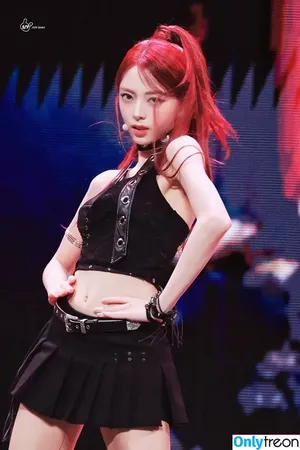 itzy.all.in.us / Shin Yu Na / Yuna ITZY / 유나 nude photo #0788