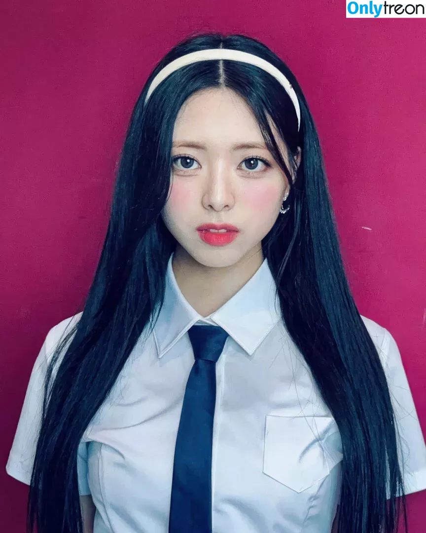 itzy.all.in.us nude photo #0070 (Shin Yu Na / Yuna ITZY / 유나)