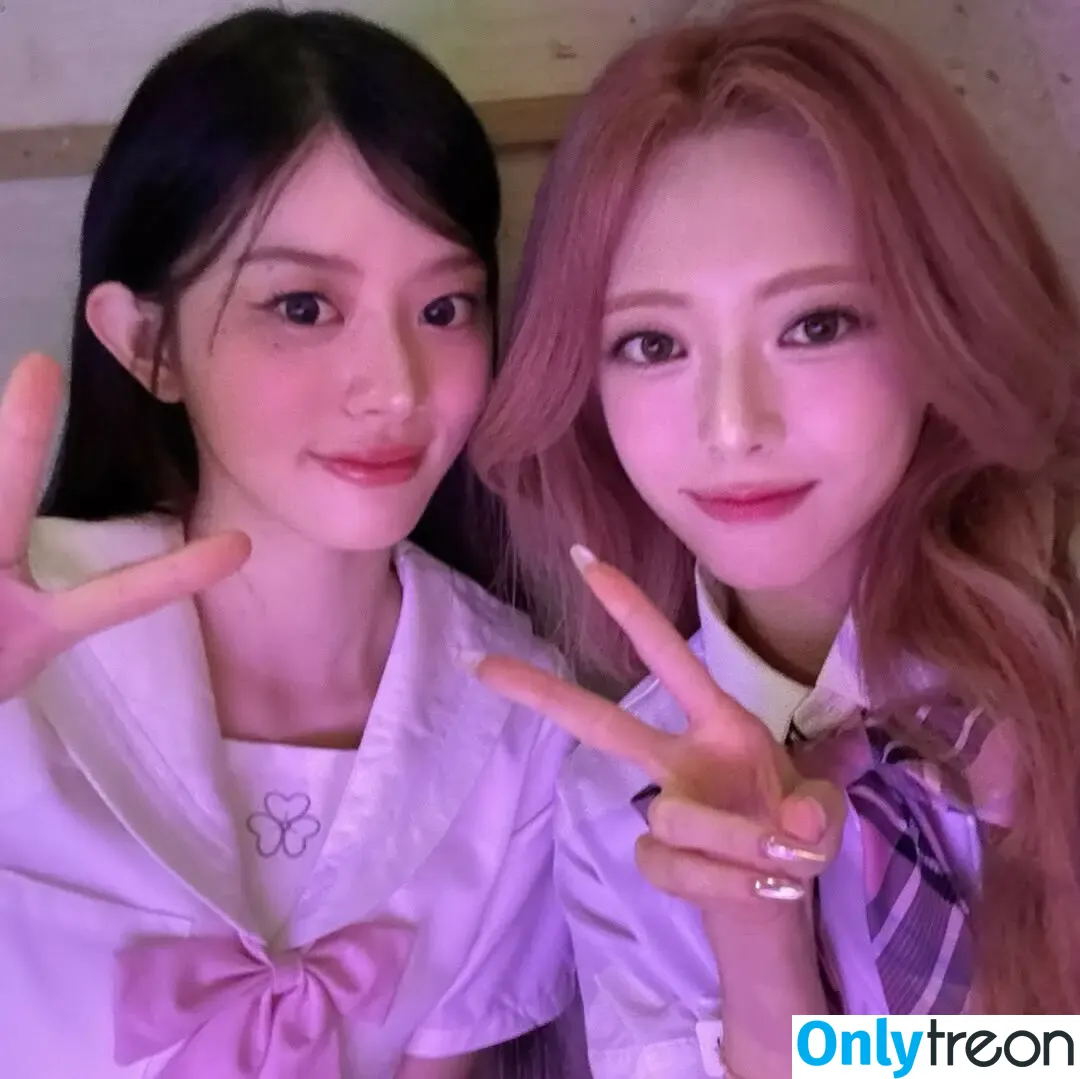 itzy.all.in.us nude photo #0623 (Shin Yu Na / Yuna ITZY / 유나)