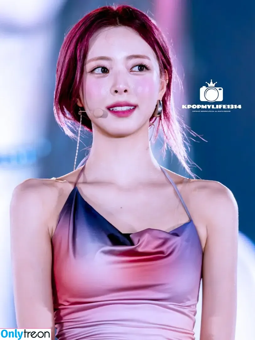 itzy.all.in.us nude photo #0734 (Shin Yu Na / Yuna ITZY / 유나)