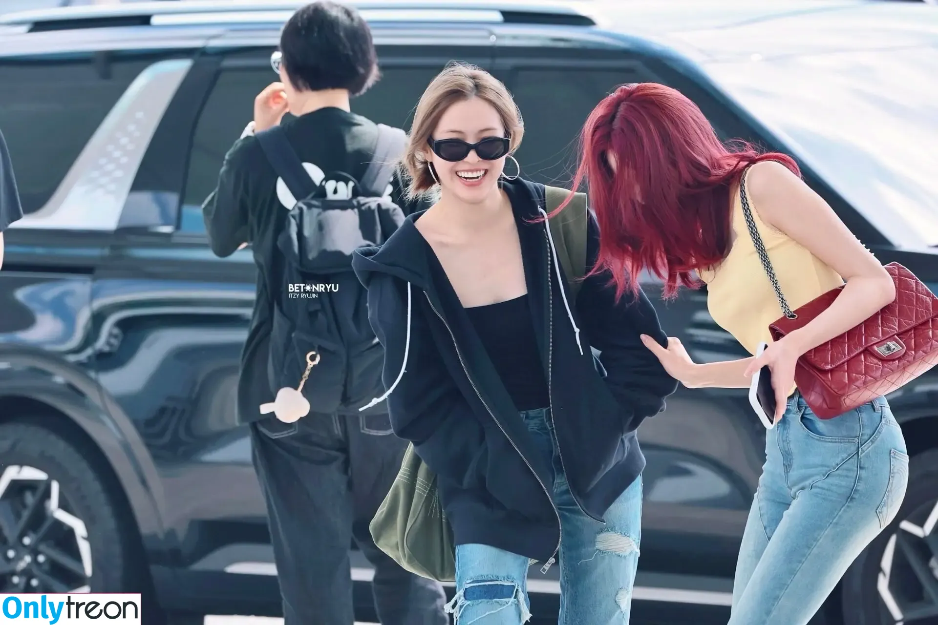 itzy.all.in.us nude photo #0797 (Shin Yu Na / Yuna ITZY / 유나)