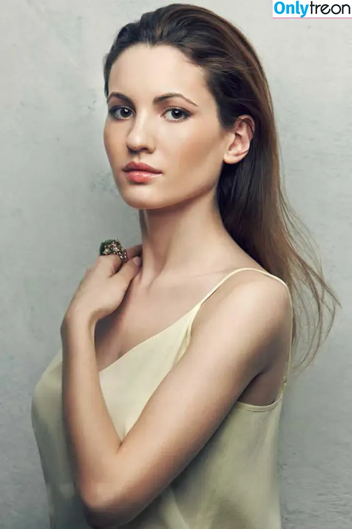 Ivana Baquero nude photo #0183 (ivanabaquero)