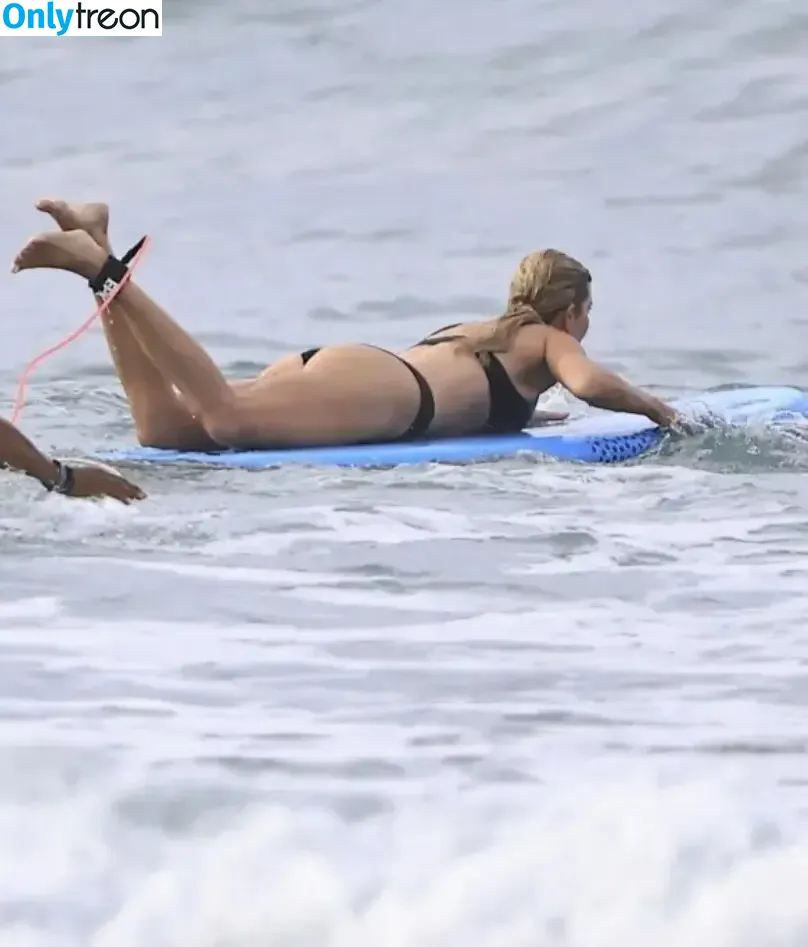 Ivanka Trump nude photo #0738 (IvankaTrump)