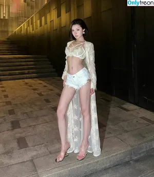 Ivy Ai.lin20_ / ai.lin20_ nude photo #0007
