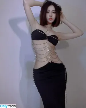 Ivy Ai.lin20_ / ai.lin20_ nude photo #0069