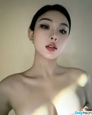 Ivy Ai.lin20_ / ai.lin20_ nude photo #0106