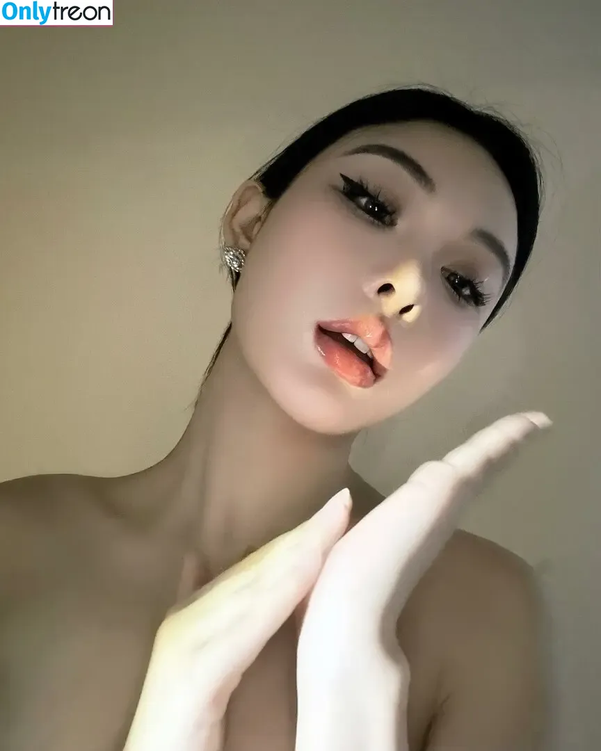 Ivy Ai.lin20_ nude photo #0107 (ai.lin20_)