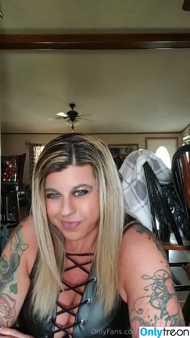 ivyrose19792 nude photo #0043 (ivyrose19792)