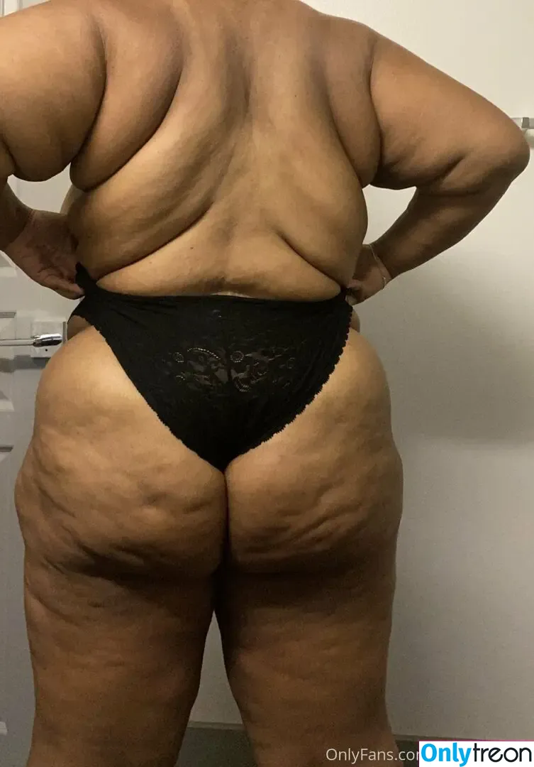 iwantbigsexy nude photo #0065 (imbigsexy)