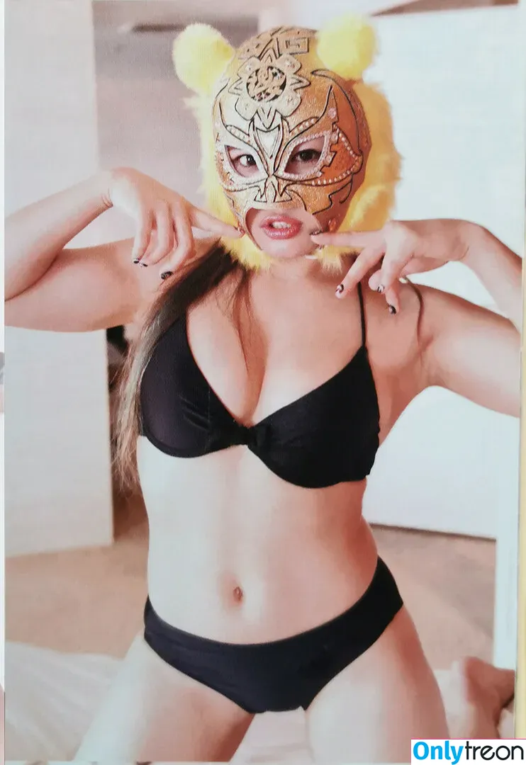 Iyo Sky nude photo #0175 (Io Shirai / iyoaghedo)