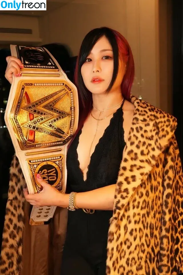 Iyo Sky nude photo #0221 (Io Shirai / iyoaghedo)
