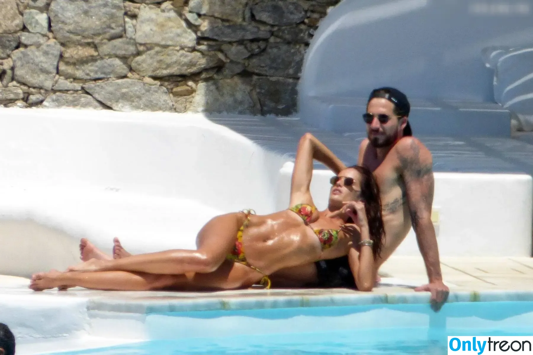 Izabel Goulart nude photo #0918 (iza_goulart / izabelgoulart)