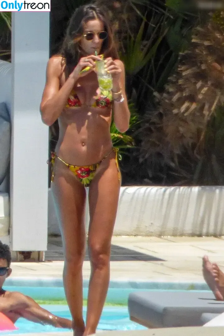 Izabel Goulart nude photo #0923 (iza_goulart / izabelgoulart)