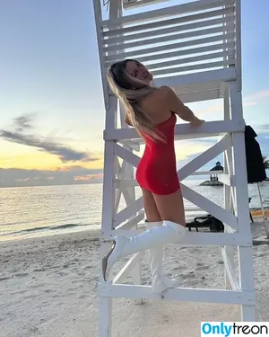 Izzi Dame / WWE NXT / izzi_bee / izzi_wwe nude photo #0004