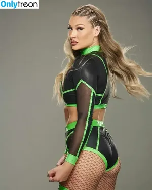 Izzi Dame / WWE NXT / izzi_bee / izzi_wwe nude photo #0010