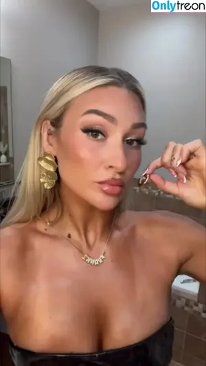 Izzi Dame / WWE NXT / izzi_bee / izzi_wwe nude photo #0267