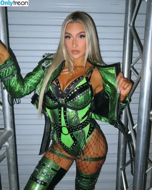 Izzi Dame / WWE NXT / izzi_bee / izzi_wwe nude photo #0274