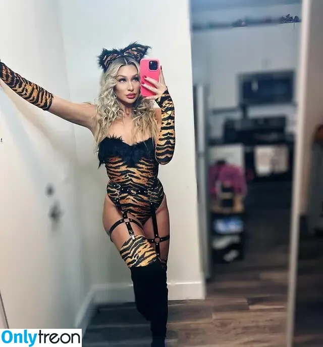 Izzi Dame nude photo #0015 (WWE NXT / izzi_bee / izzi_wwe)