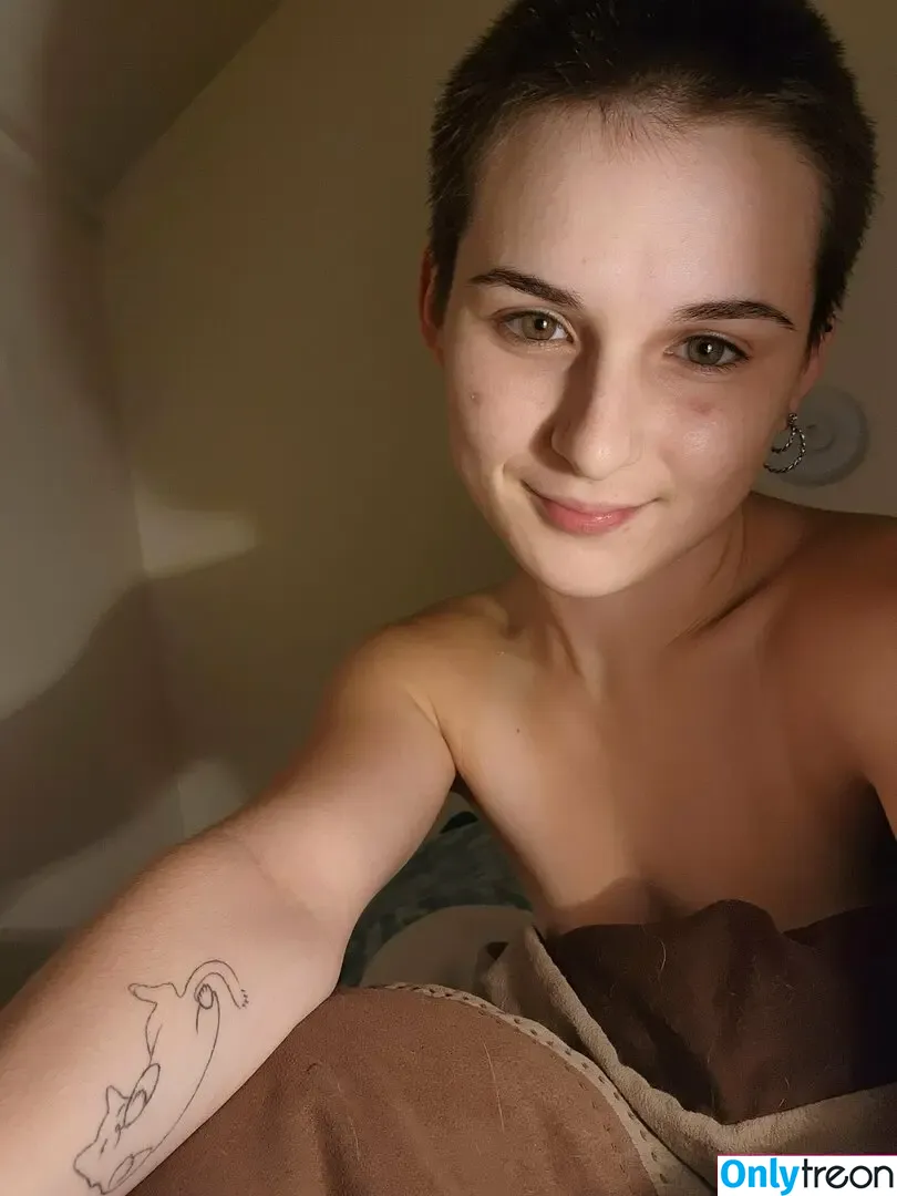 izzy_72 nude photo #0016 (izzy_72)