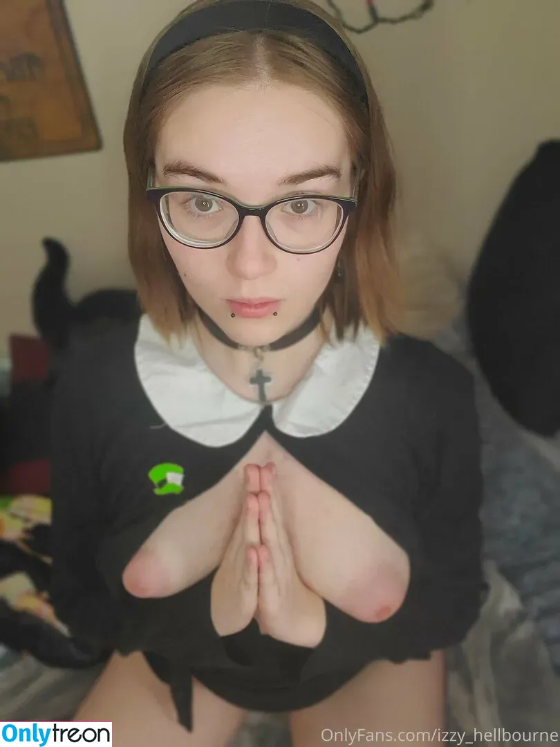 izzy_hellbourne nude photo #0001 (izzy_hellbourne)