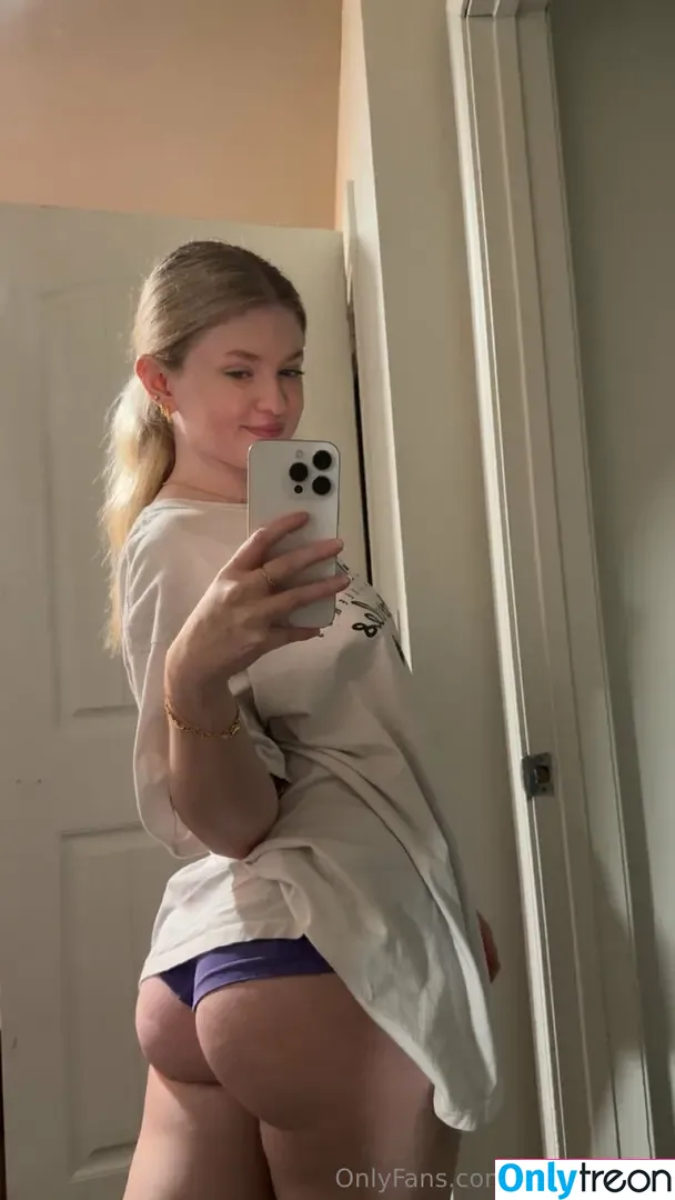 izzyynicolee nude photo #0025 (izzycolee)
