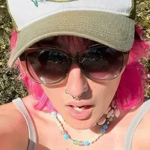 Izzzyzzz nude photo #0005