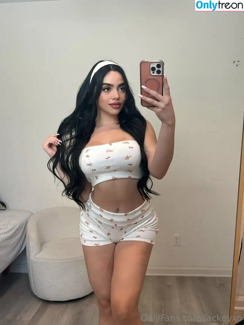 jaaccqueline nude photo #0011 (Jacqueline Bolanos / jackeyxo / jackeyxoxo)