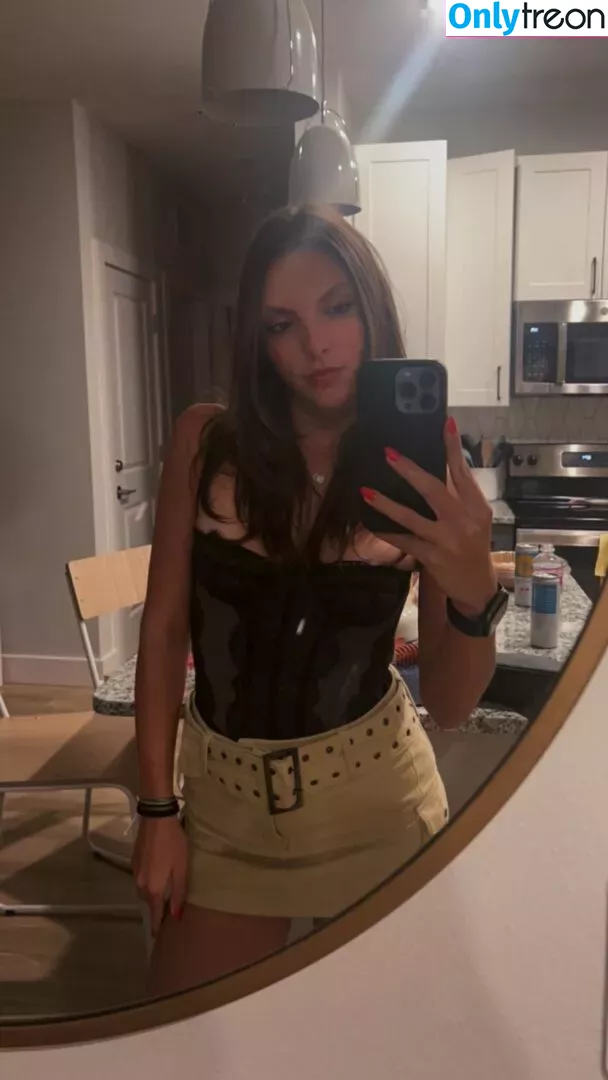 Jackie Aron nude photo #0043 (jackiearon_)