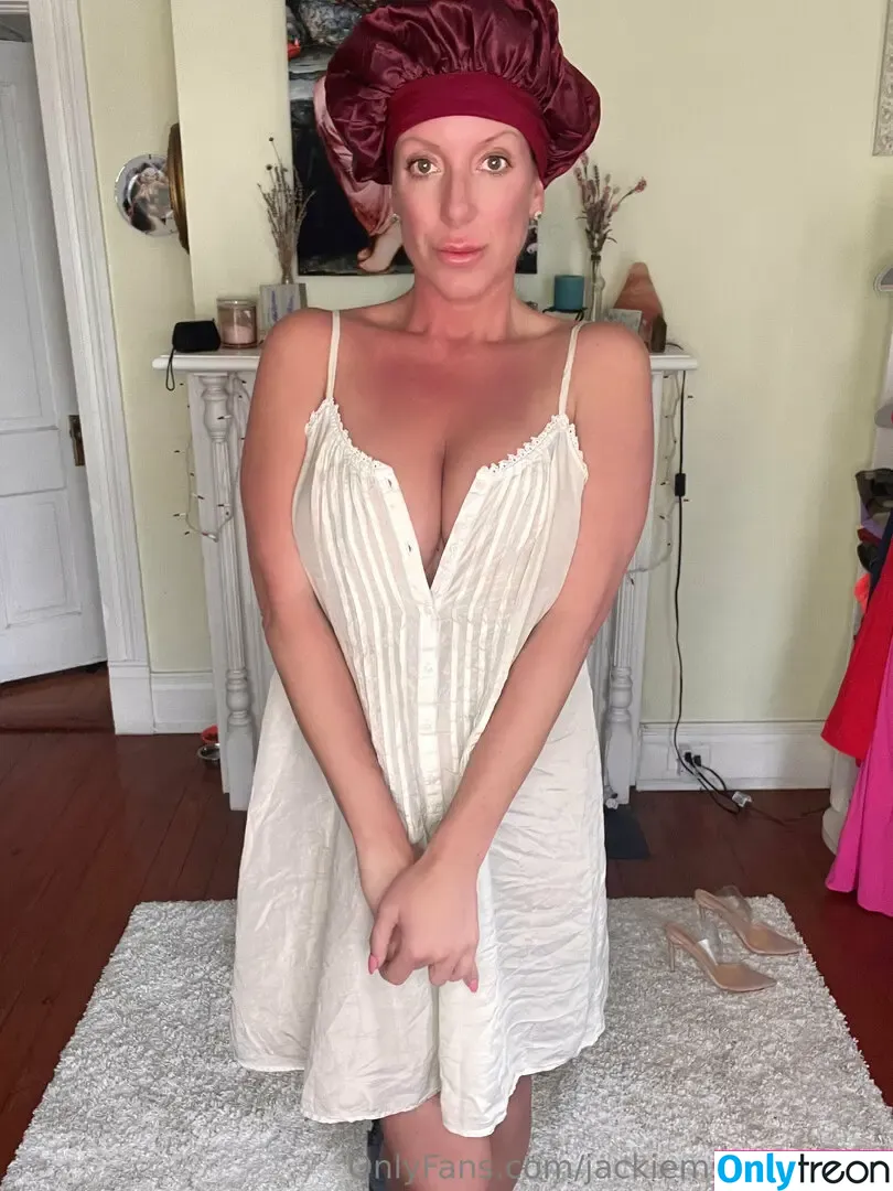 jackiemsgypsyfree nude photo #0474 (jackielovesforever)