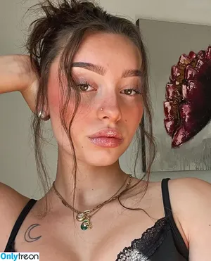  nude photo #0001