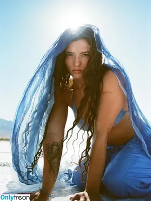 Jade Chynoweth / jadebug98 nude photo #0760