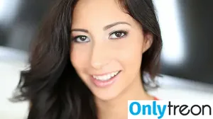 Jade Jantzen / JadeJantzenXxx / jade_jantzen / jadejantzenxo nude photo #0471