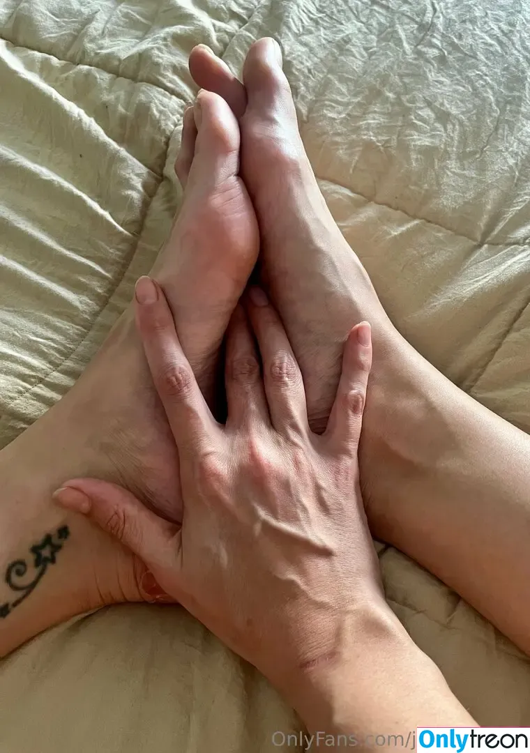jadeeefoxxx nude photo #0029 (thejadefoxxx)