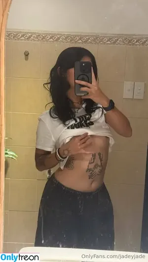 JadeyJade / jadeyyjadee nude photo #0039