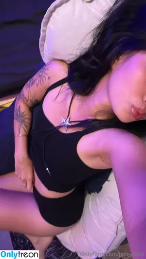 JadeyJade / jadeyyjadee nude photo #0053