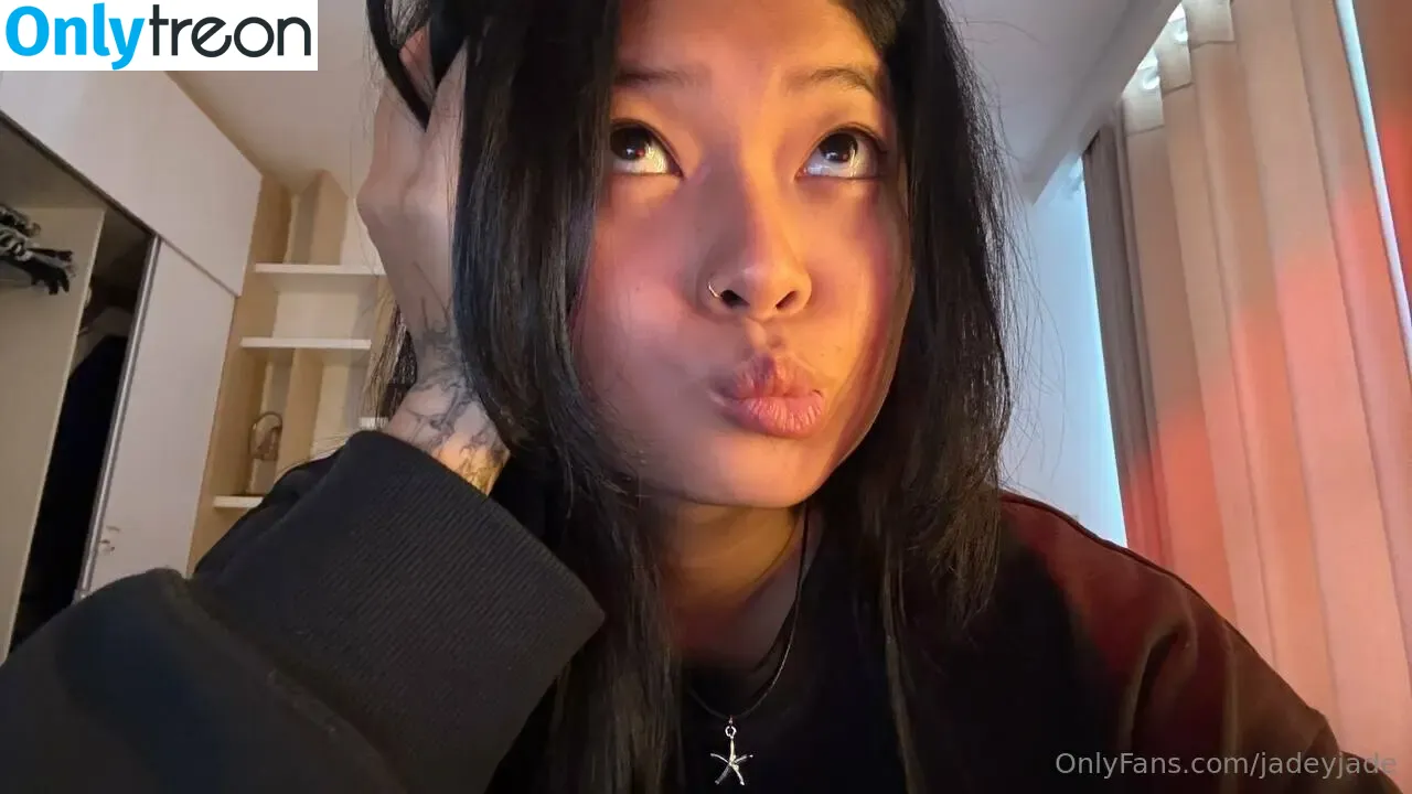 JadeyJade nude photo #0042 (jadeyyjadee)