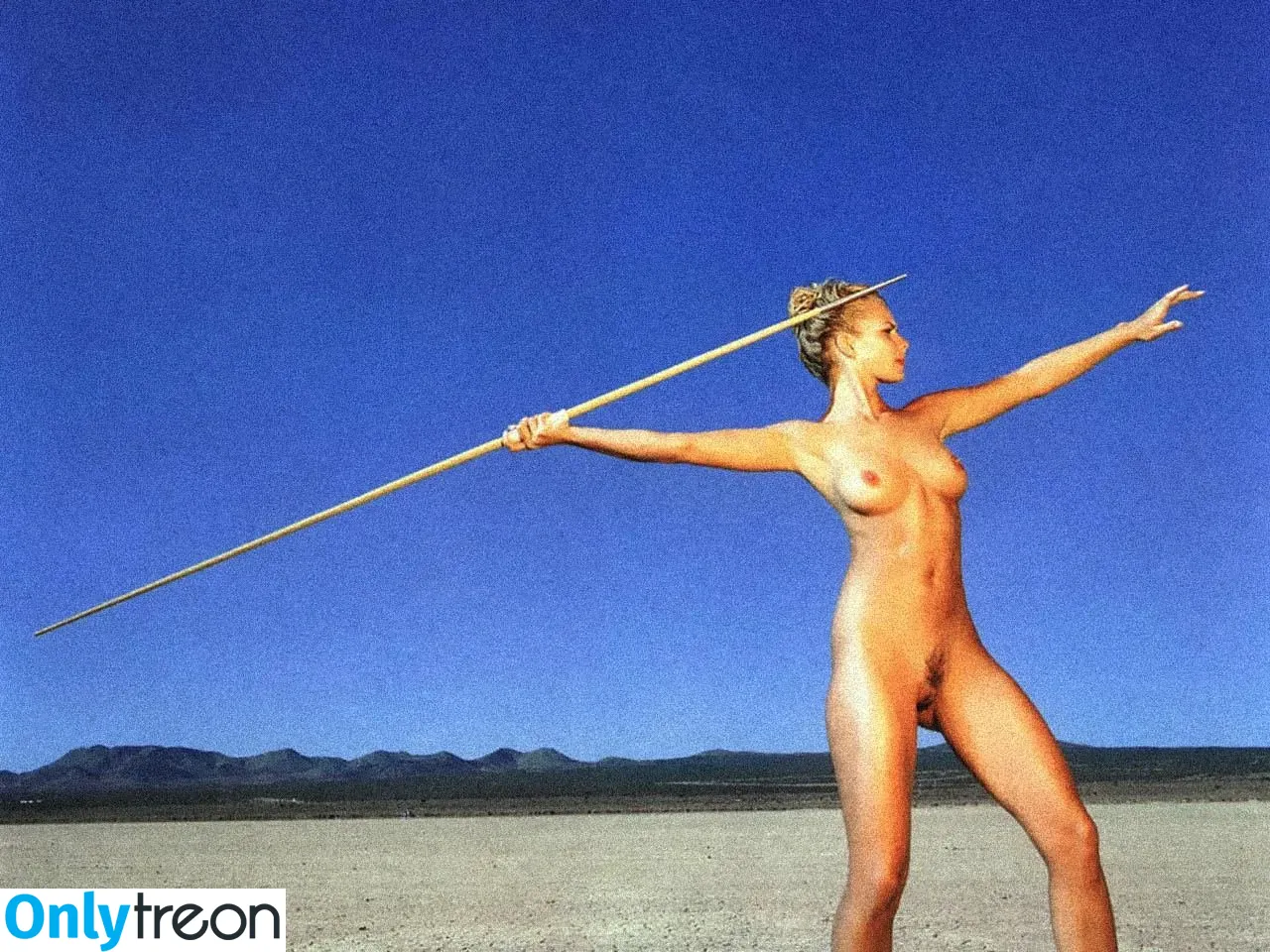 Jaime Pressly nude photo #0037 (jaimepressly)