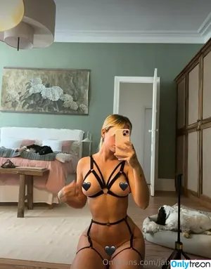 jaixpetitefree / jaixpetitexo nude photo #0115
