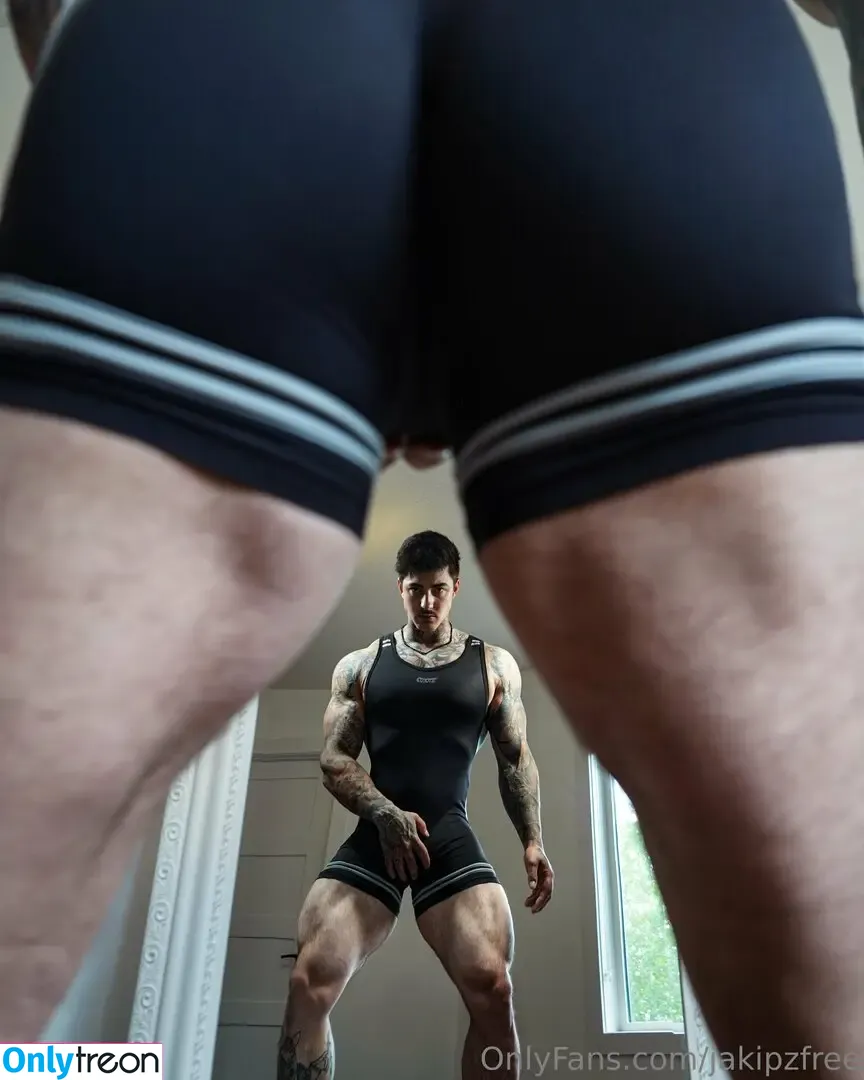 jakipzfree nude photo #0080 (jakeandrich)