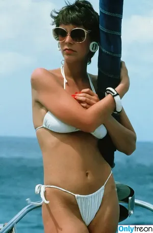 Jamie Lee Curtis / jamieleecurtis nude photo #0144