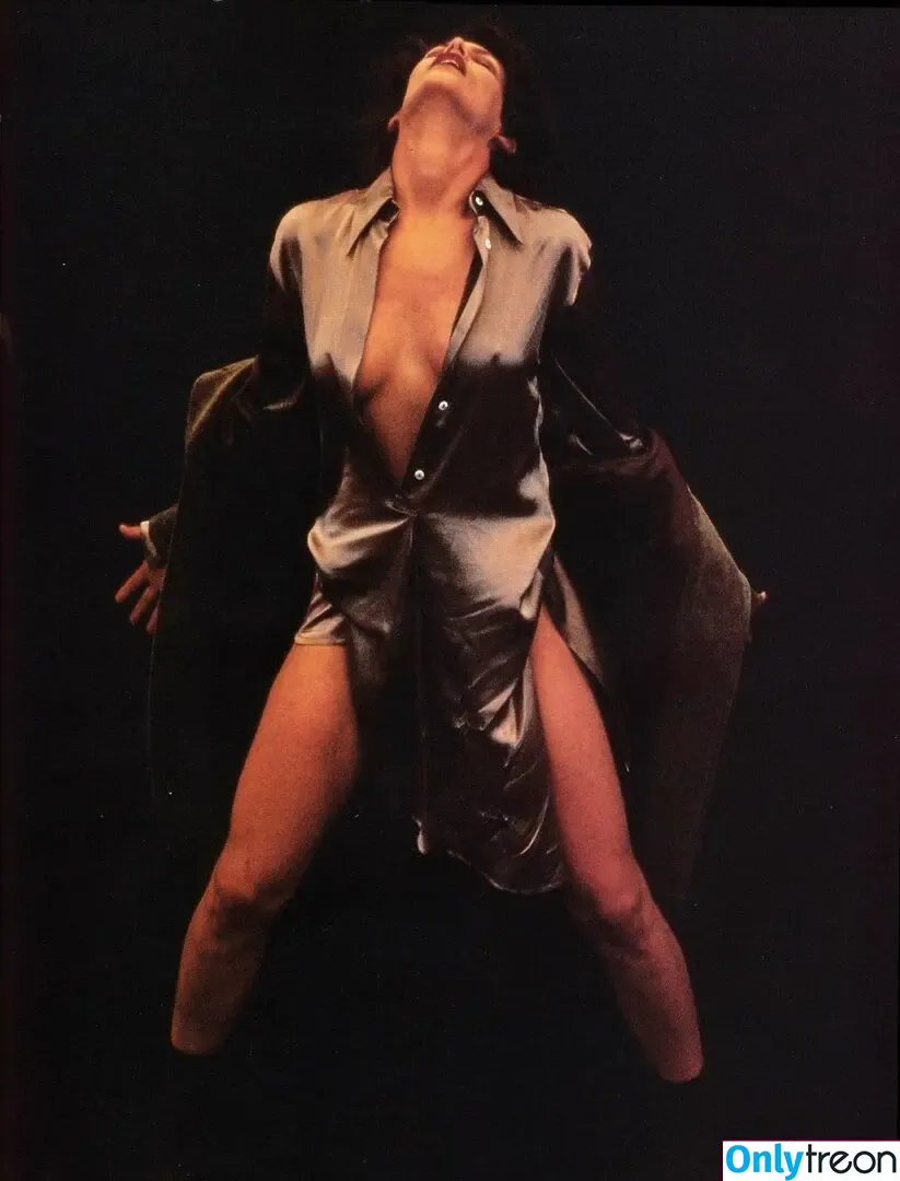 Jamie Lee Curtis nude photo #0096 (jamieleecurtis)