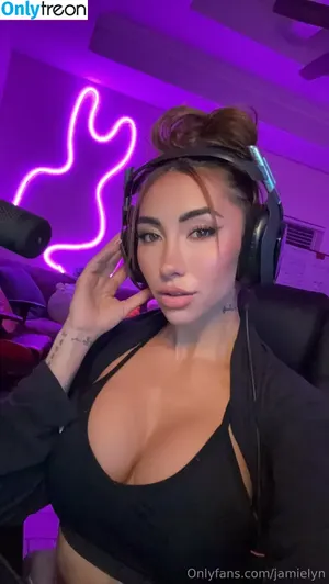  nude photo #0004