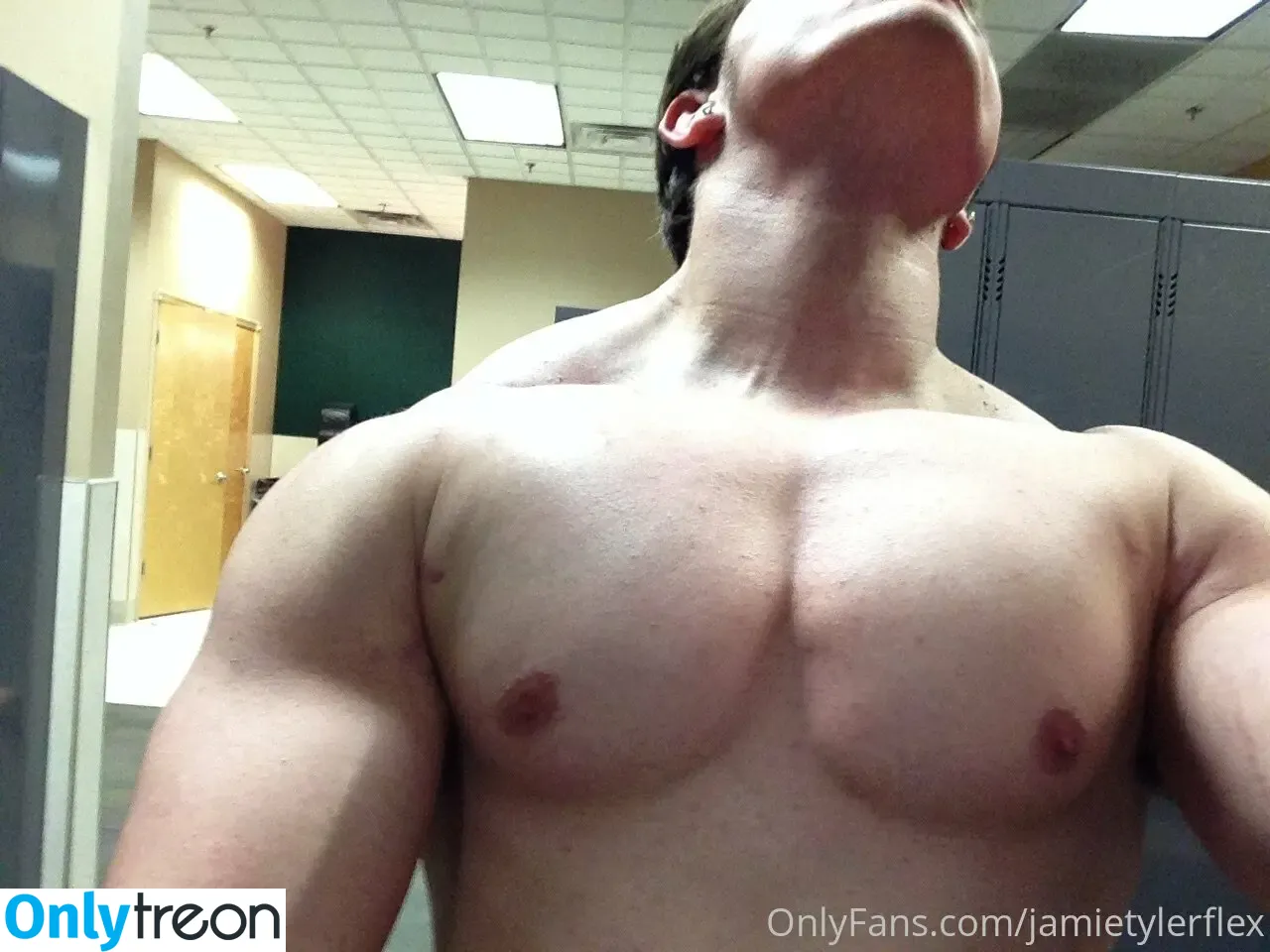 jamietylerflex nude photo #0013 (jamietyler21)