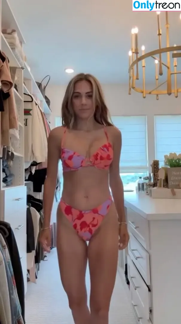Jana Kramer nude photo #0155 (kramergirl)