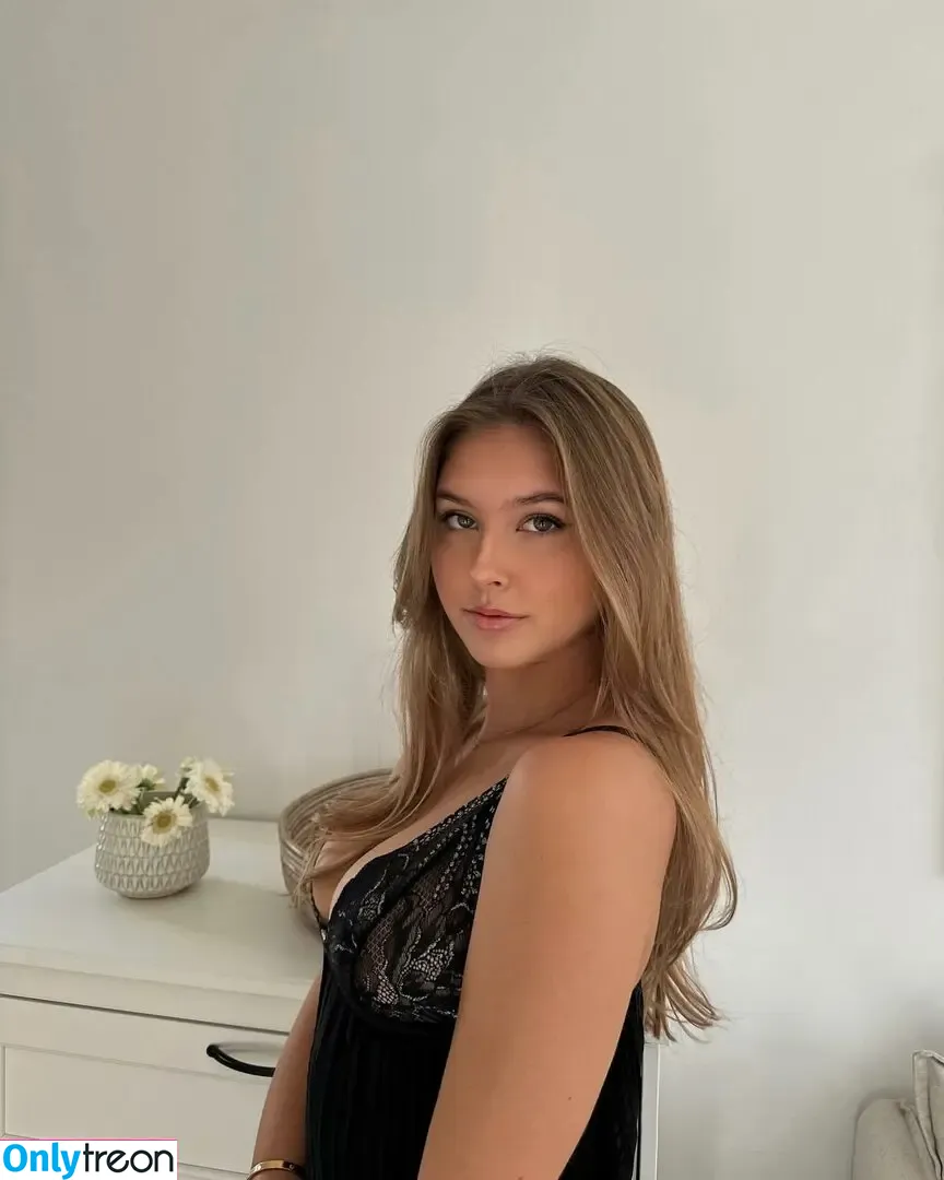 janaalina.st nude photo #0034 (janaalina.st)