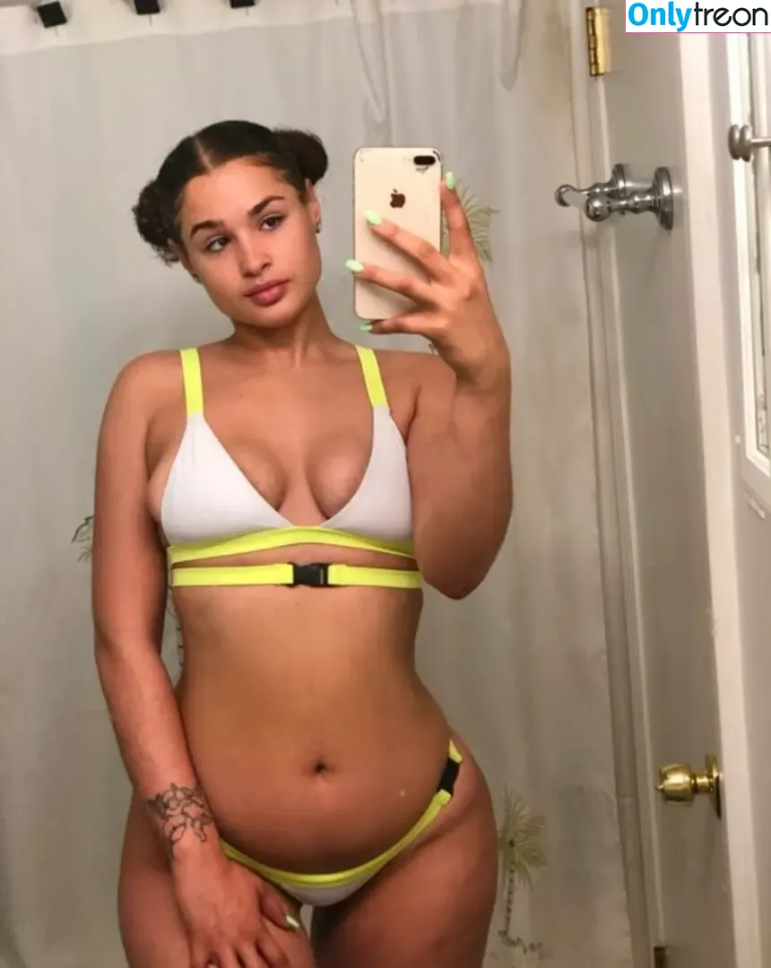Janae Girard nude photo #0140 (Babyface / Janaeegf / Janaevic / janaegirard)