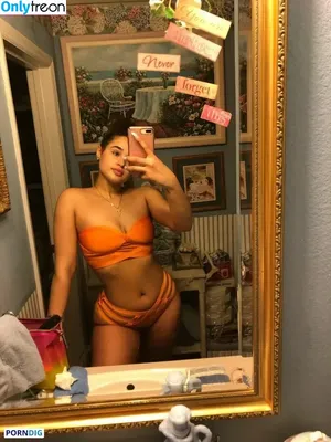  nude photo #0006