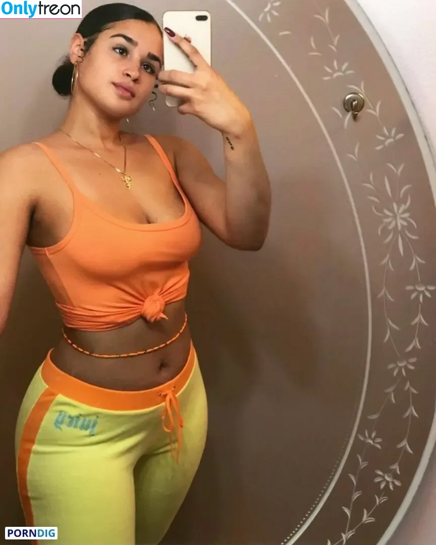 janaeegf nude photo #0008 (janaeegf)